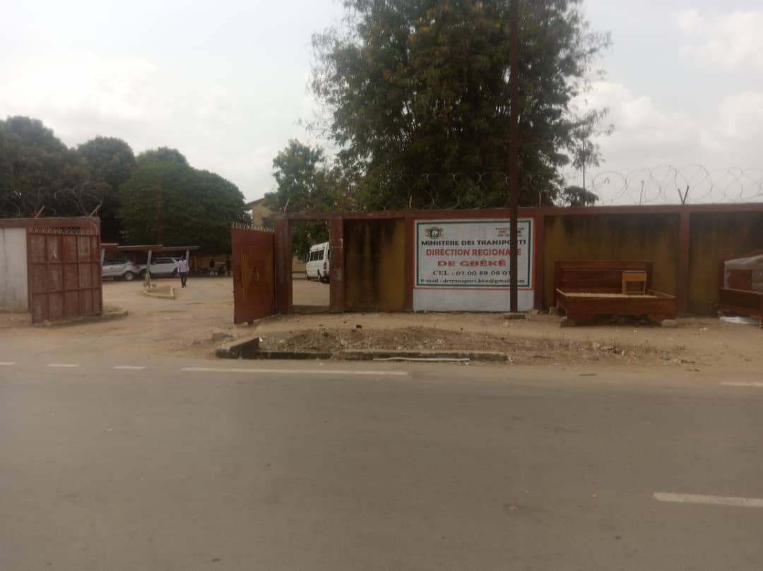 Transport/ En protestation contre leurs conditions de travail, les auto-écoles de Bouaké arrêtent le travail : Plus de 7000 candidats en attente 