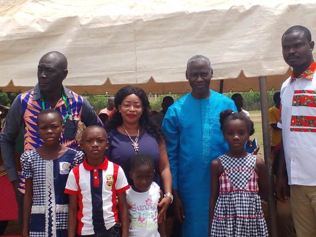 Tiébissou : Education Nationale  L’ONG Vision Succès lance le concours départemental de dictée.