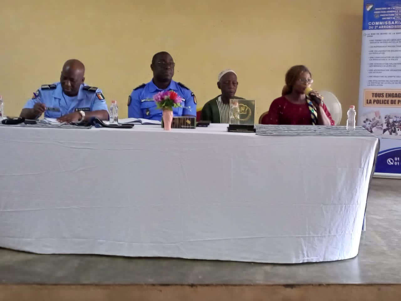 BOUAKE / Face à l'incivisme grandissant , Un Préfet de Police tacle les responsables de jeunesse : '' Il ne faut pas être des leaders dans les salles de conférences.''