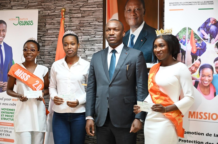 Entrepreneuriat féminin : l'État accorde une subvention de 19 millions FCFA aux 10 lauréates du concours Miss 2.0