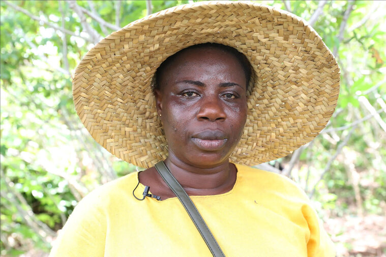 La lutte contre l’insécurité alimentaire : une bénéficiaire de parcs à bois de manioc à Anikro (Toumodi) partage son expérience