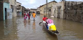 Fortes pluies à Grand-Bassam : plusieurs quartiers sous les eaux