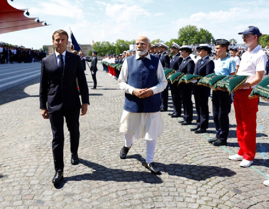 Fête du 14-Juillet en France : un défilé militaire devant Emmanuel Macron et Narendra Modi
