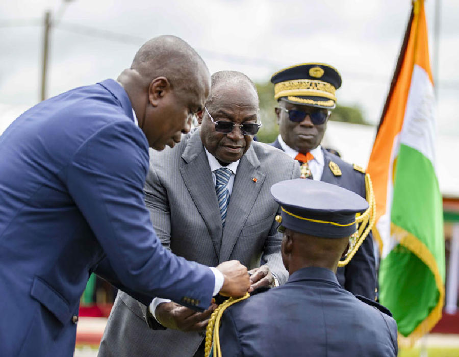 Académie des Forces Armées de Zambakro : le vice-président de la République a présidé la cérémonie de baptême de promotion