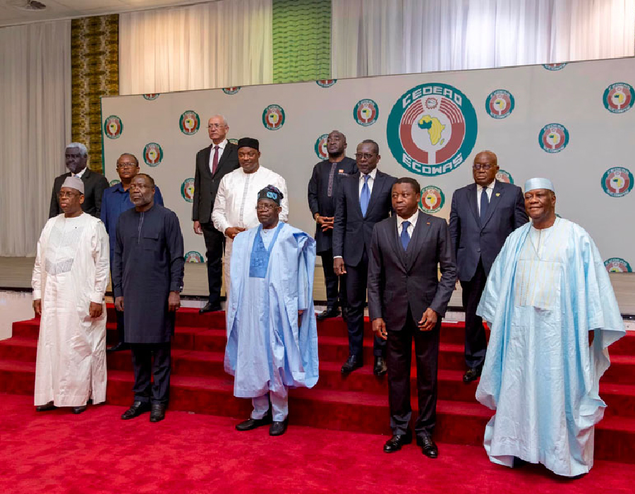 Putsch au Niger : la Cédéao fixe un ultimatum d'une semaine à la junte