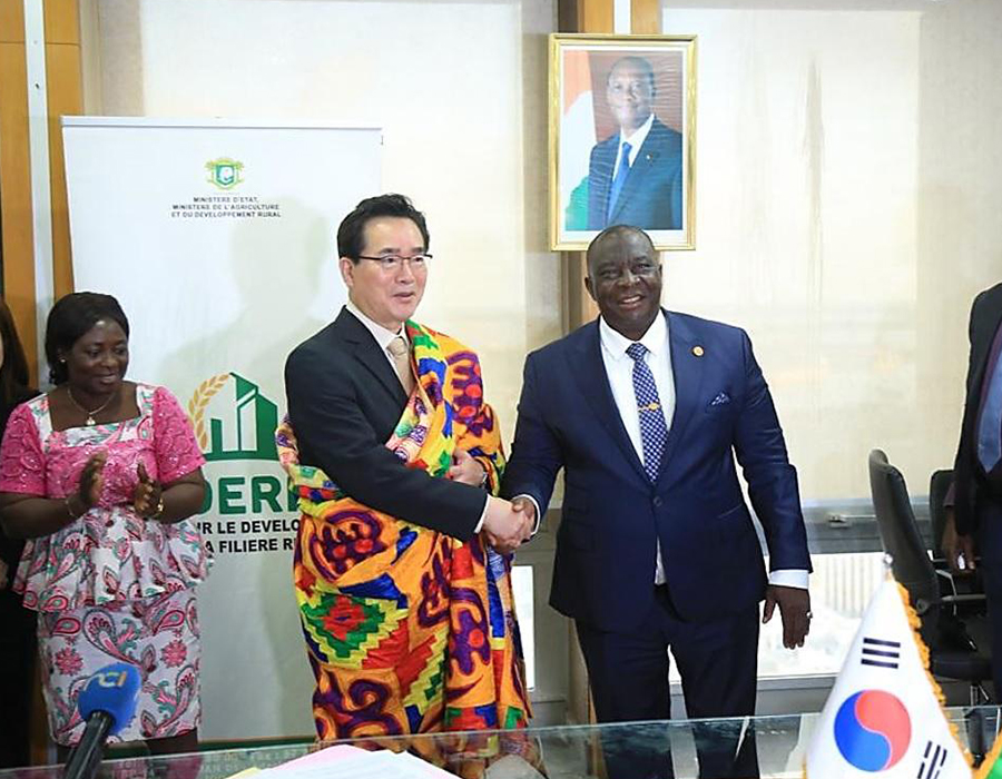 Souveraineté alimentaire : la République de Corée appuie la Côte d’Ivoire à hauteur de 6,4 milliards FCFA pour améliorer la productivité rizicole