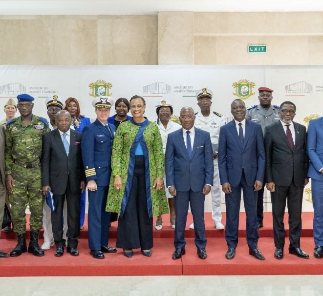 Coopération bilatérale : la Côte d'Ivoire et les États-Unis d'Amérique signent un accord  de lutte contre les activités maritimes transnationales illicites