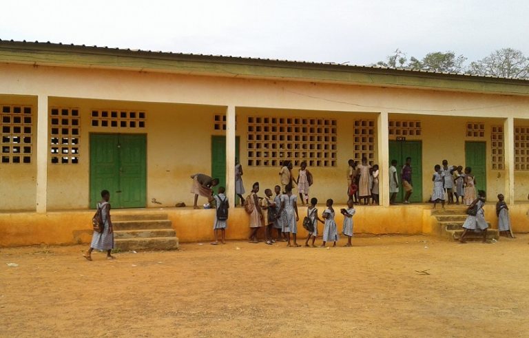 Mort du jeune Blesson Bomalé : les enseignants réclament justice