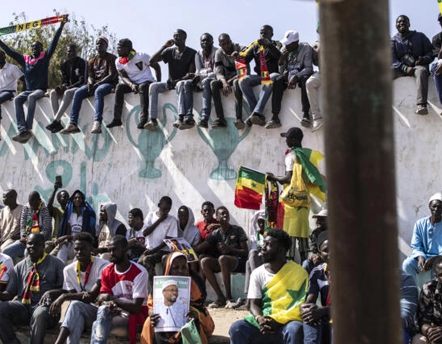 Sénégal: la campagne électorale éclair se poursuit, dans un climat politique tendu