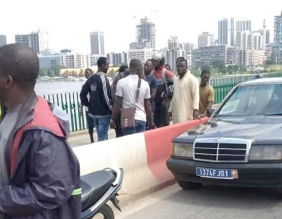 DRAME SUR LE PONT DE GAULLE : un homme se jette dans la lagune