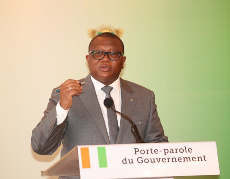 Mauvaise gestion des entreprises publiques  : le directeur général de la RTI et le directeur du conseil coton-anacarde limogés par le Président de la République